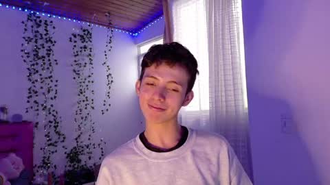 Snapshot of dani_dancer chatting on 05-17-26, 06:59 Dani Dancer online show from 05-17-26, 06:59