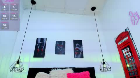 Snapshot of dani_dreams19 chatting on 10-17-25, 03:03 DANI online show from 10-17-25, 03:03