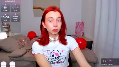 Snapshot of dani_mur chatting on 02-14-25, 08:37 Daniel online show from 02-14-25, 08:37