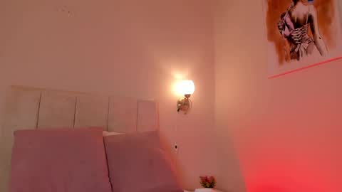 Snapshot of dani_skinny_ chatting on 03-05-25, 06:12 Hi I am Dani online show from 03-05-25, 06:12