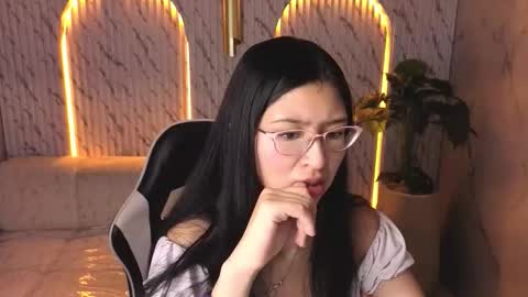 dani_tf online show from 03-12-26, 12:44