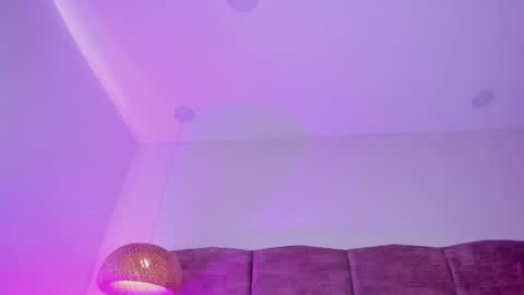   online show from 04-02-26, 02:53