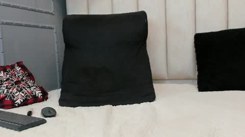 JANE  online show from 12-17-24, 11:05