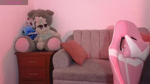 valentina online show from 02-21-25, 09:00