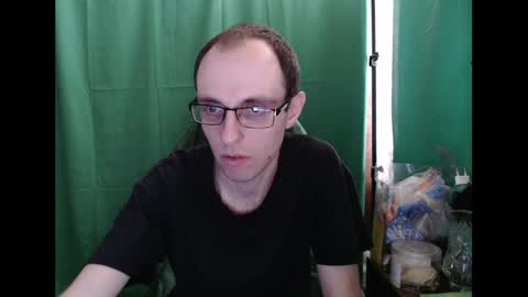 Snapshot of daniel9121 chatting on 04-27-26, 09:29 Daniel9121 online show from 04-27-26, 09:29