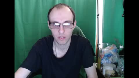 Snapshot of daniel9121 chatting on 04-29-26, 09:13 Daniel9121 online show from 04-29-26, 09:13