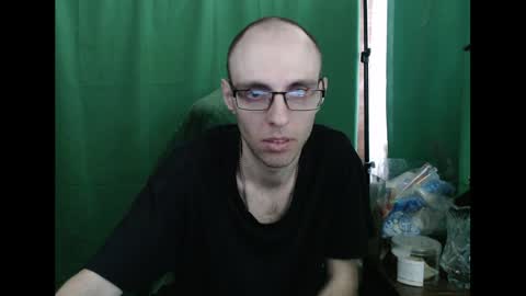 Snapshot of daniel9121 chatting on 05-24-26, 10:31 Daniel9121 online show from 05-24-26, 10:31