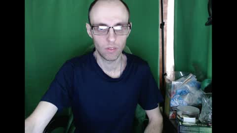 Snapshot of daniel9121 chatting on 06-05-26, 09:48 Daniel9121 online show from 06-05-26, 09:48