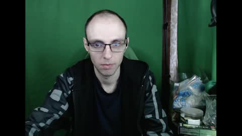 Snapshot of daniel9121 chatting on 06-09-26, 09:43 Daniel9121 online show from 06-09-26, 09:43