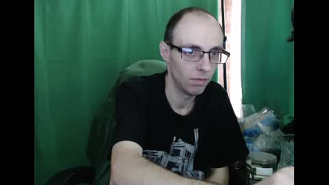 Snapshot of daniel9121 chatting on 06-15-26, 10:50 Daniel9121 online show from 06-15-26, 10:50