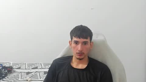 Snapshot of daniel_443 chatting on 10-20-25, 11:05 DANIEL online show from 10-20-25, 11:05