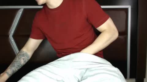 daniel_collins07 online show from 03-11-25, 05:57