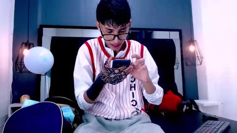 Daniel Delux  online show from 11-14-25, 12:04