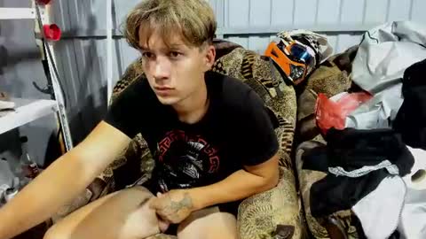 Snapshot of daniel_like chatting on 07-23-26, 06:22 Just Ben online show from 07-23-26, 06:22
