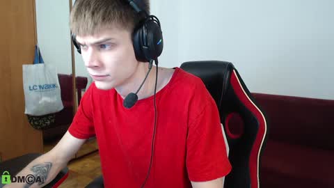 Snapshot of daniel_padalecki chatting on 12-13-24, 07:53 Daniel online show from 12-13-24, 07:53