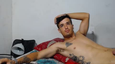 daniel_velez26 online show from 12-02-25, 05:02