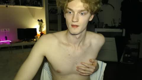 Snapshot of daniel_yumm chatting on 06-01-26, 04:20 Daniel online show from 06-01-26, 04:20