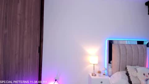 Snapshot of daniela_henaoo chatting on 01-13-26, 10:15 independent model online show from 01-13-26, 10:15