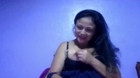 daniela_love1 online show from 05-16-26, 11:14