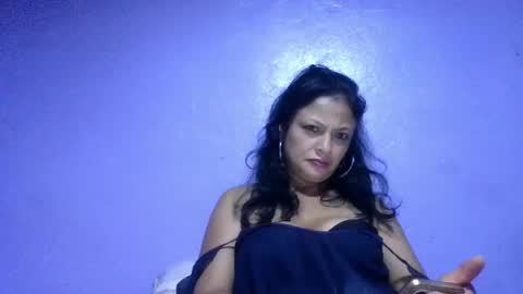 daniela_love1 online show from 06-11-26, 12:32
