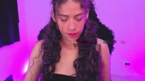 daniela_rivasthl online show from 04-25-26, 03:42