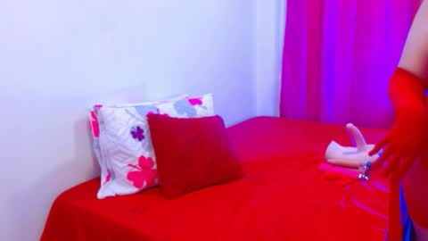 danielajall  independent online show from 04-25-26, 03:20