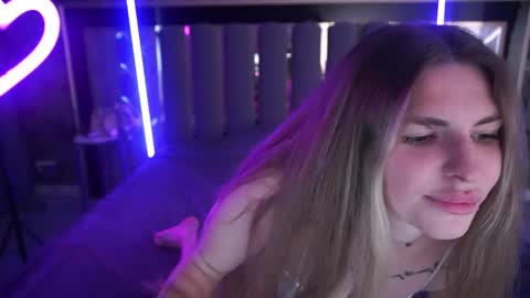 danielareign online show from 06-09-26, 12:39