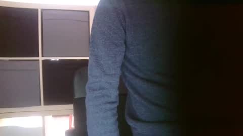 danielbt28 online show from 03-01-25, 09:29