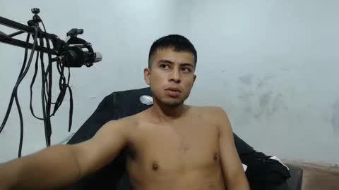 Snapshot of danielitopapii chatting on 12-11-24, 08:18 danielitopapii online show from 12-11-24, 08:18