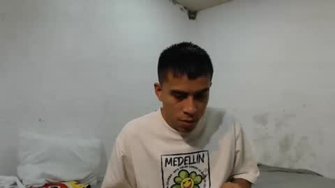 Snapshot of danielitopapii chatting on 12-27-24, 05:59 danielitopapii online show from 12-27-24, 05:59