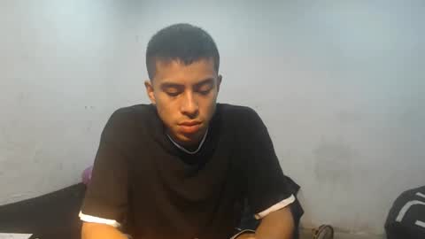 Snapshot of danielitopapii chatting on 12-29-24, 02:00 danielitopapii online show from 12-29-24, 02:00