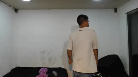 Snapshot of danielitopapii chatting on 01-01-25, 02:41 danielitopapii online show from 01-01-25, 02:41