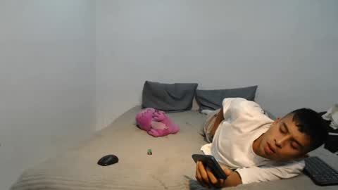 Snapshot of danielitopapii chatting on 02-11-25, 03:08 danielitopapii online show from 02-11-25, 03:08