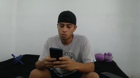 Snapshot of danielitopapii chatting on 02-20-25, 02:57 danielitopapii online show from 02-20-25, 02:57