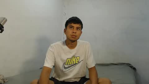 Snapshot of danielitopapii chatting on 10-01-25, 11:27 danielitopapii online show from 10-01-25, 11:27