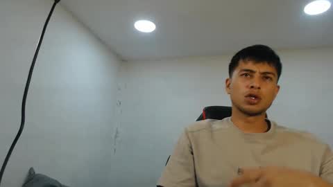 Snapshot of danielitopapii chatting on 10-10-25, 12:31 danielitopapii online show from 10-10-25, 12:31