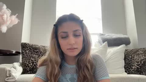 daniellarae1 online show from 04-05-26, 10:51