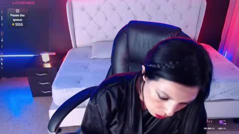 Danielle Smith online show from 03-07-25, 02:25