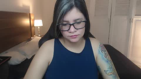 daniellerain online show from 05-05-26, 11:02