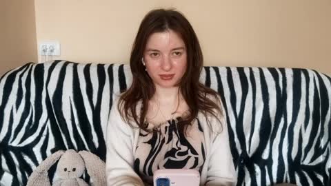 Mia online show from 04-09-26, 03:17