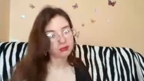 Snapshot of daniellevaulet chatting on 06-23-26, 07:06 Mia online show from 06-23-26, 07:06