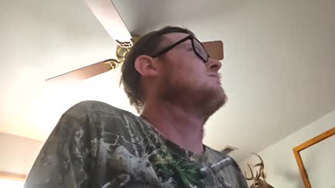 Daniel    y. online show from 04-23-26, 07:49