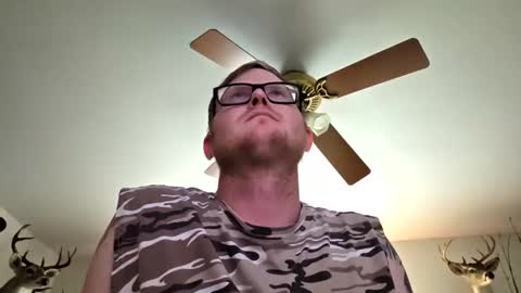Snapshot of danielp_mod_cb chatting on 06-02-26, 07:16 Daniel y. online show from 06-02-26, 07:16
