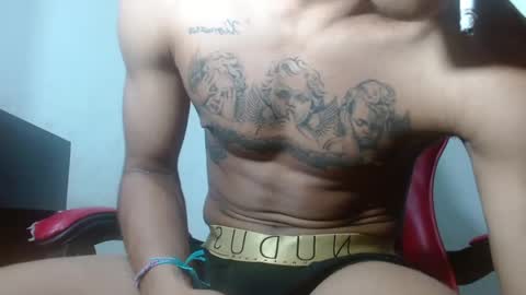 Snapshot of daniels6959 chatting on 12-20-24, 01:47 JUAN online show from 12-20-24, 01:47