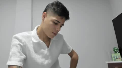 danielsanta188 online show from 03-16-26, 04:33