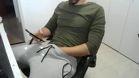 daniell sexy body online show from 12-07-24, 10:12
