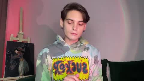 Snapshot of danieltuckerr chatting on 11-04-25, 11:15 danieltuckerr online show from 11-04-25, 11:15