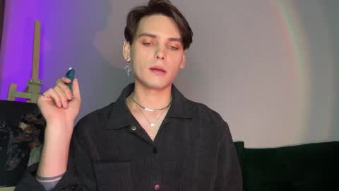 Snapshot of danieltuckerr chatting on 11-09-25, 09:46 danieltuckerr online show from 11-09-25, 09:46