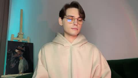 Snapshot of danieltuckerr chatting on 11-12-25, 10:20 danieltuckerr online show from 11-12-25, 10:20