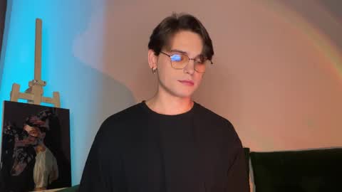 Snapshot of danieltuckerr chatting on 11-28-25, 08:11 danieltuckerr online show from 11-28-25, 08:11